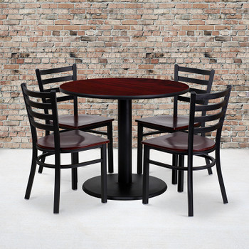 Flash Furniture 36'' Round Natural Laminate Table Set with 4 Black Trapezoidal Back Banquet Chairs, Model MD-0004-GG 2