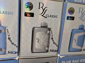Experience Luxury & Performance with the RYL Classic 35K – Now at Vapecation in Weslaco!