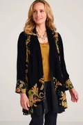 2ha66__black-rose-garden_0