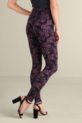 2fr05__chalet-lace-wine_3