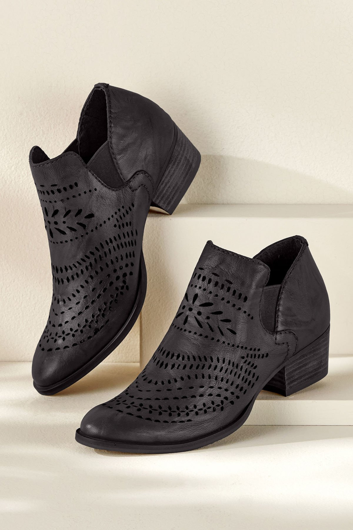 Soft Surroundings Sun Valley Booties