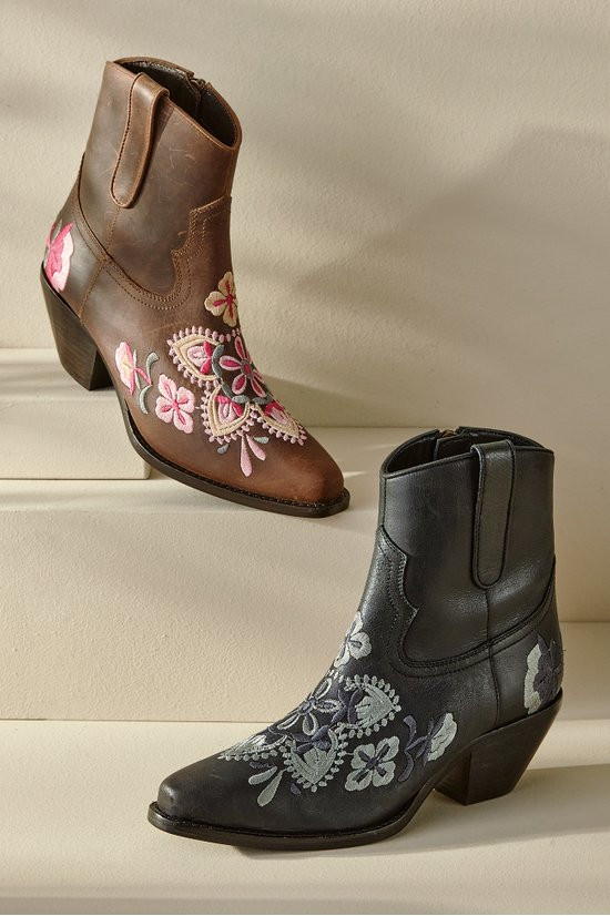 Diba True Cainsville Embroidered Bootie - thumbnail 6