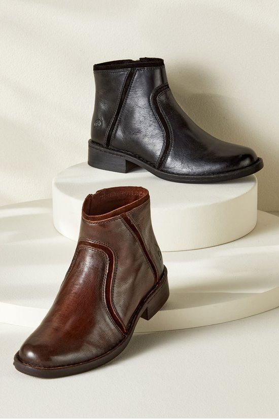 Born Cincy Leather Booties - thumbnail 10