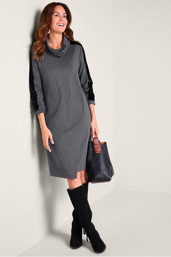 Moderne Dress - thumbnail 4