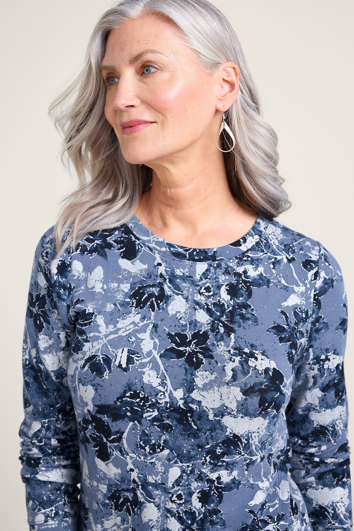 Foil Print Hacci Knit LS Tunic - thumbnail 4