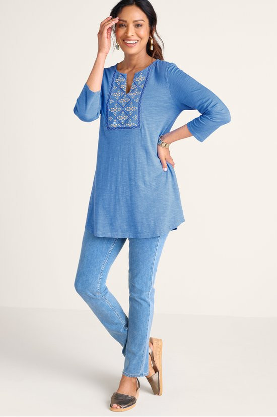 Rumi Embroidered Tunic - thumbnail 3