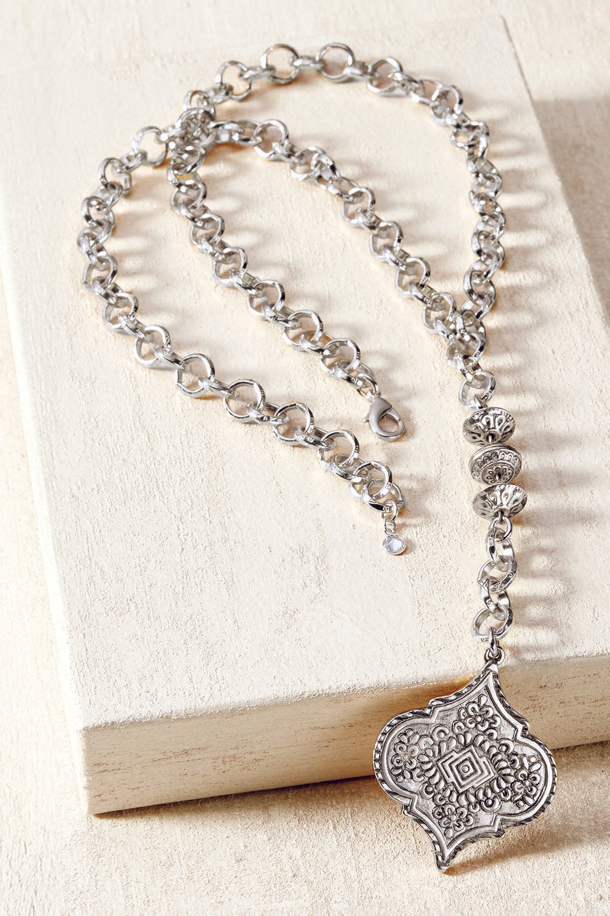Pippa Pendant Necklace - thumbnail 8