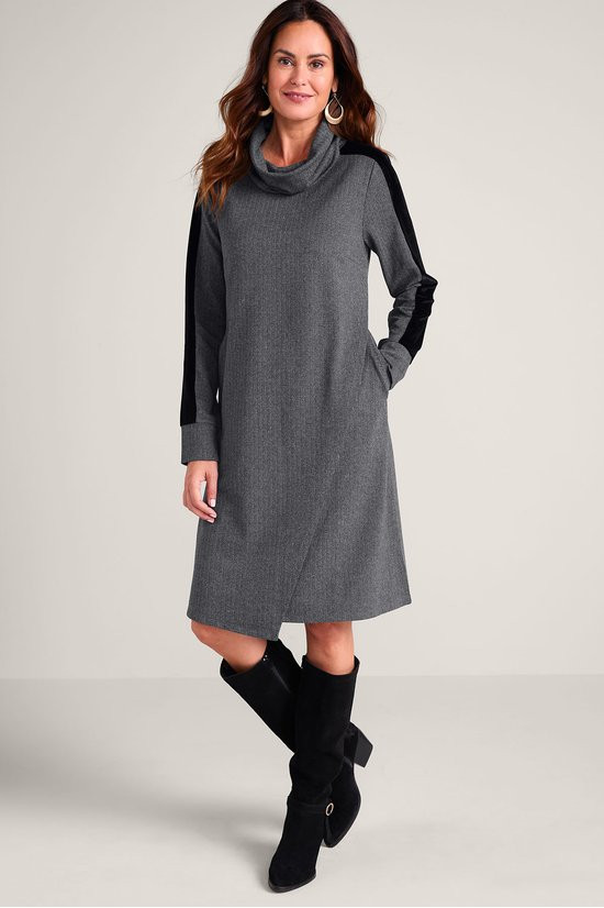 Moderne Dress