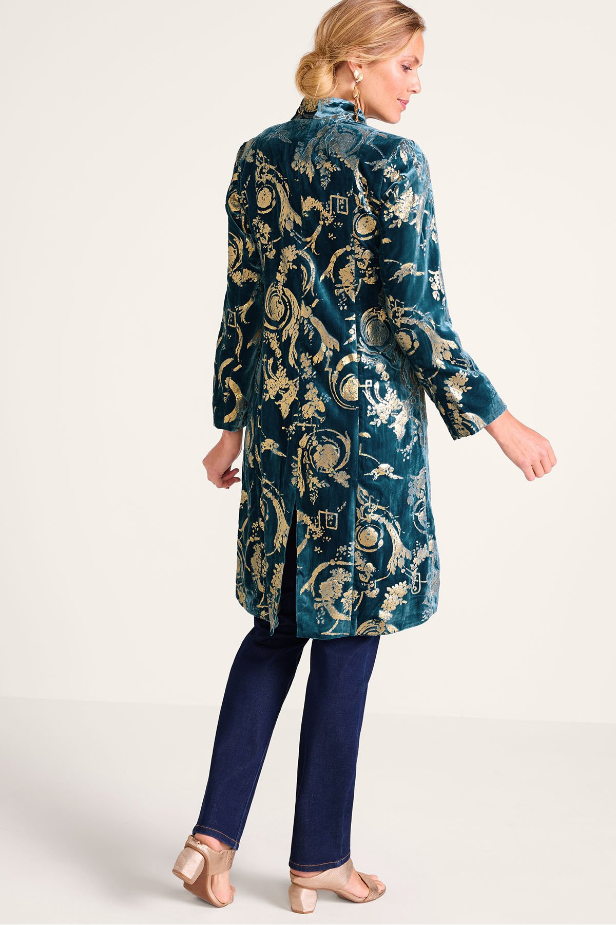 Marquee Velvet Duster - thumbnail 5