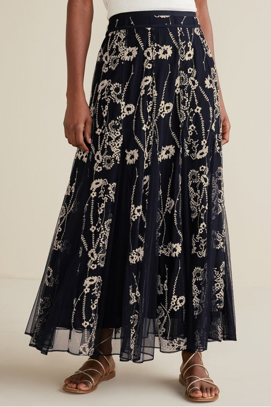 Leatrice Embroidered Maxi Skirt - thumbnail 3