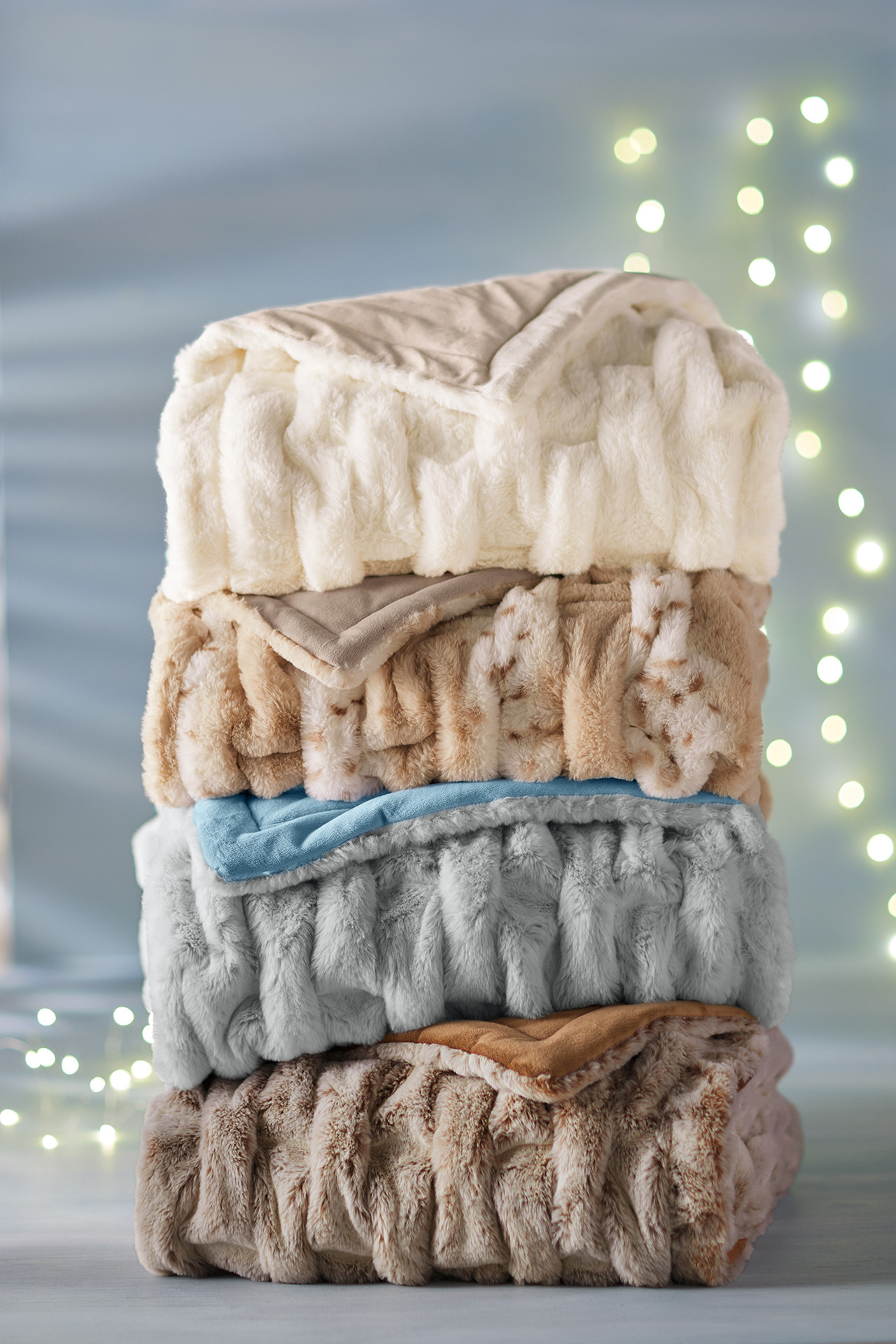 6au51__snow-leopard_3