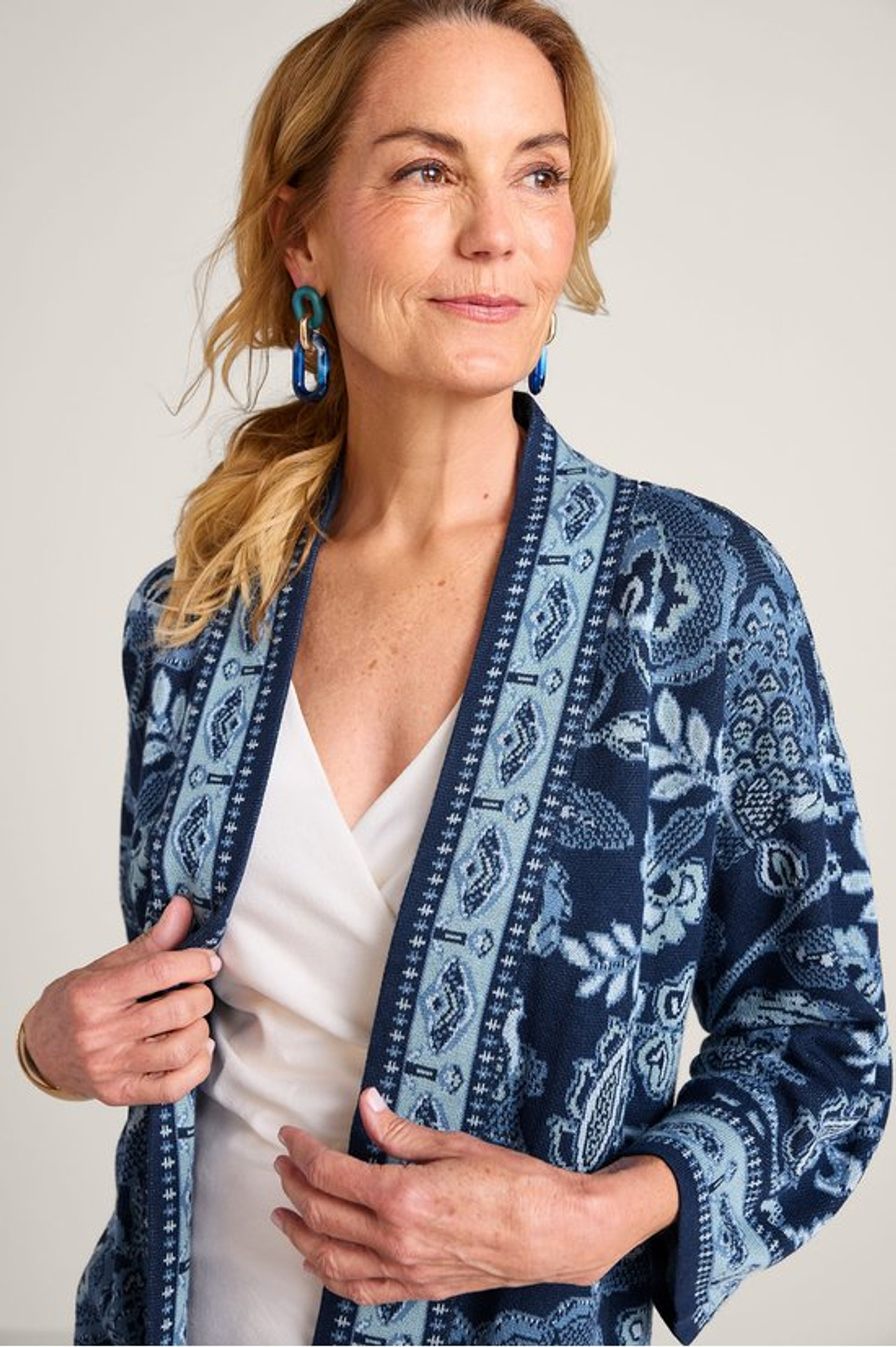 Vitrine Jacquard Cardigan