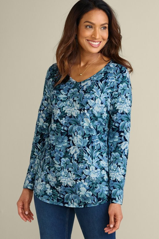 2gn18__tapestry-botanical-bloom_0