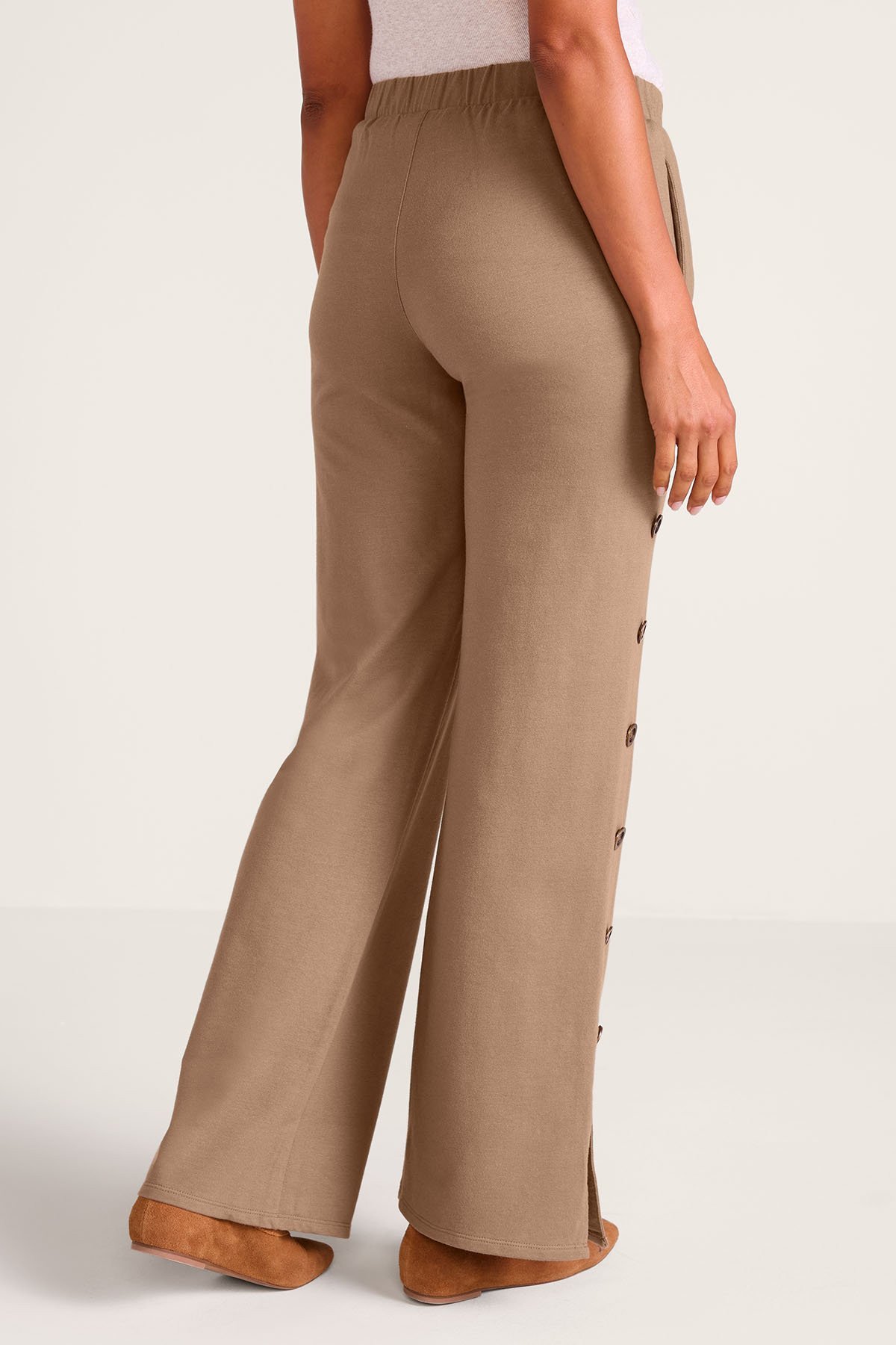 2gr66__mocha-brown_3