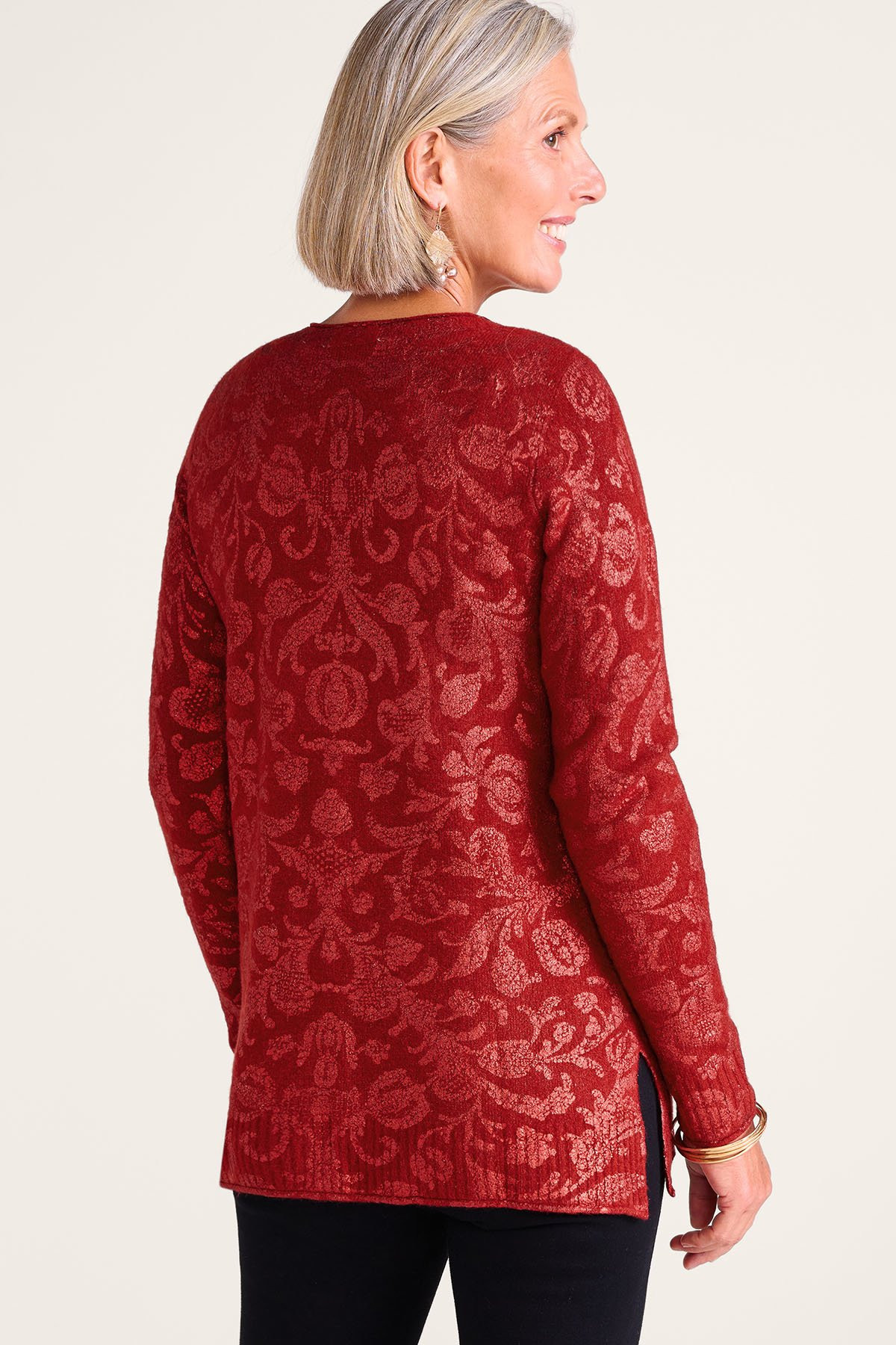 2gu28__regal-red-scroll_3