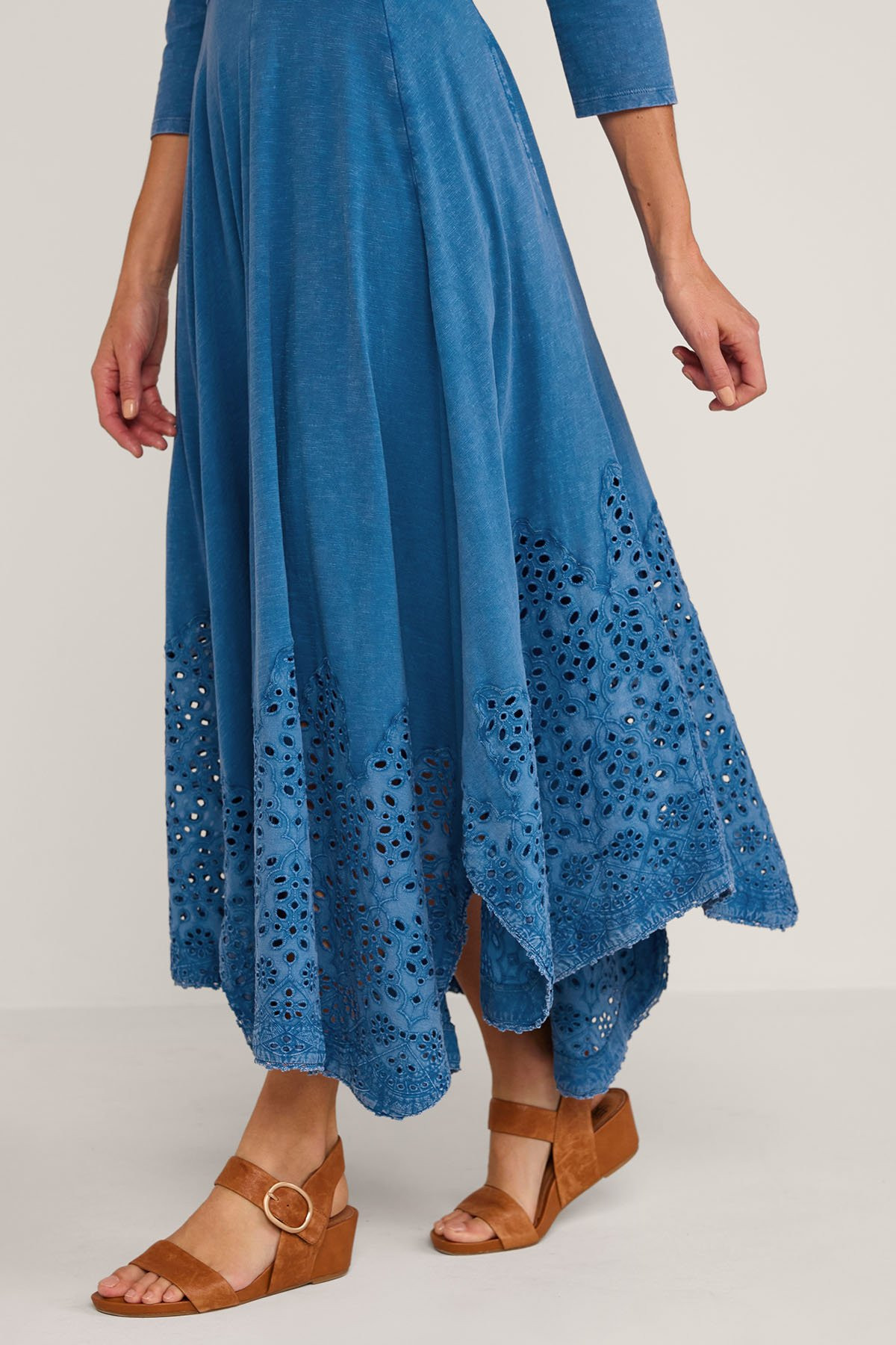 2cw66__gemstone-blue_3