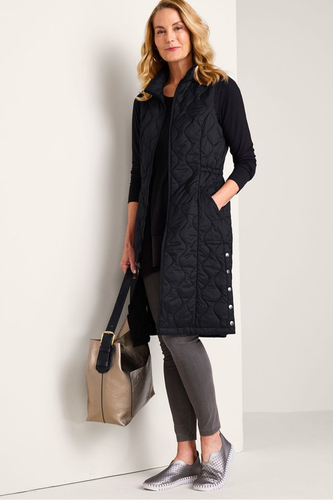 2023秋冬 Hella （ヘラ） SLAB KNIT COCOON VEST 2023秋冬 Hella （ヘラ） SLAB KNIT COCOON VEST 2023秋冬 Hella