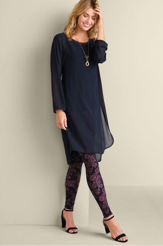 2fr05__chalet-lace-wine_5