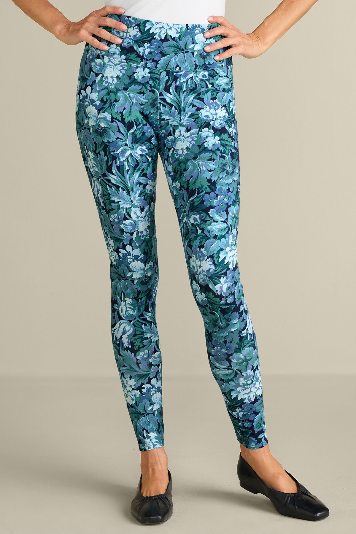 2fr05__tapestry-botanical-bloom_2