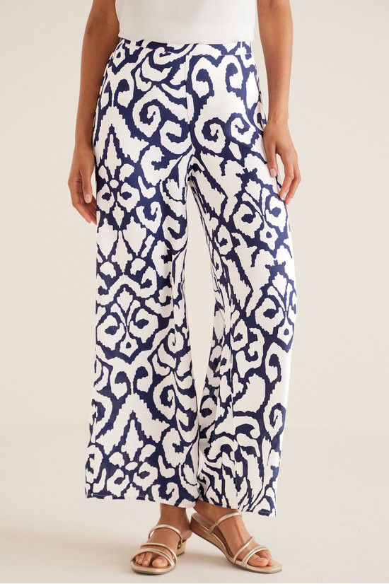 2fx80__navywhite-abstract_2