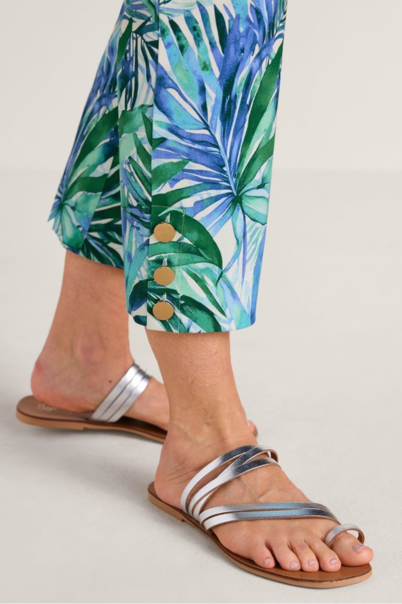 2gf51__watercolor-palm-blue_5