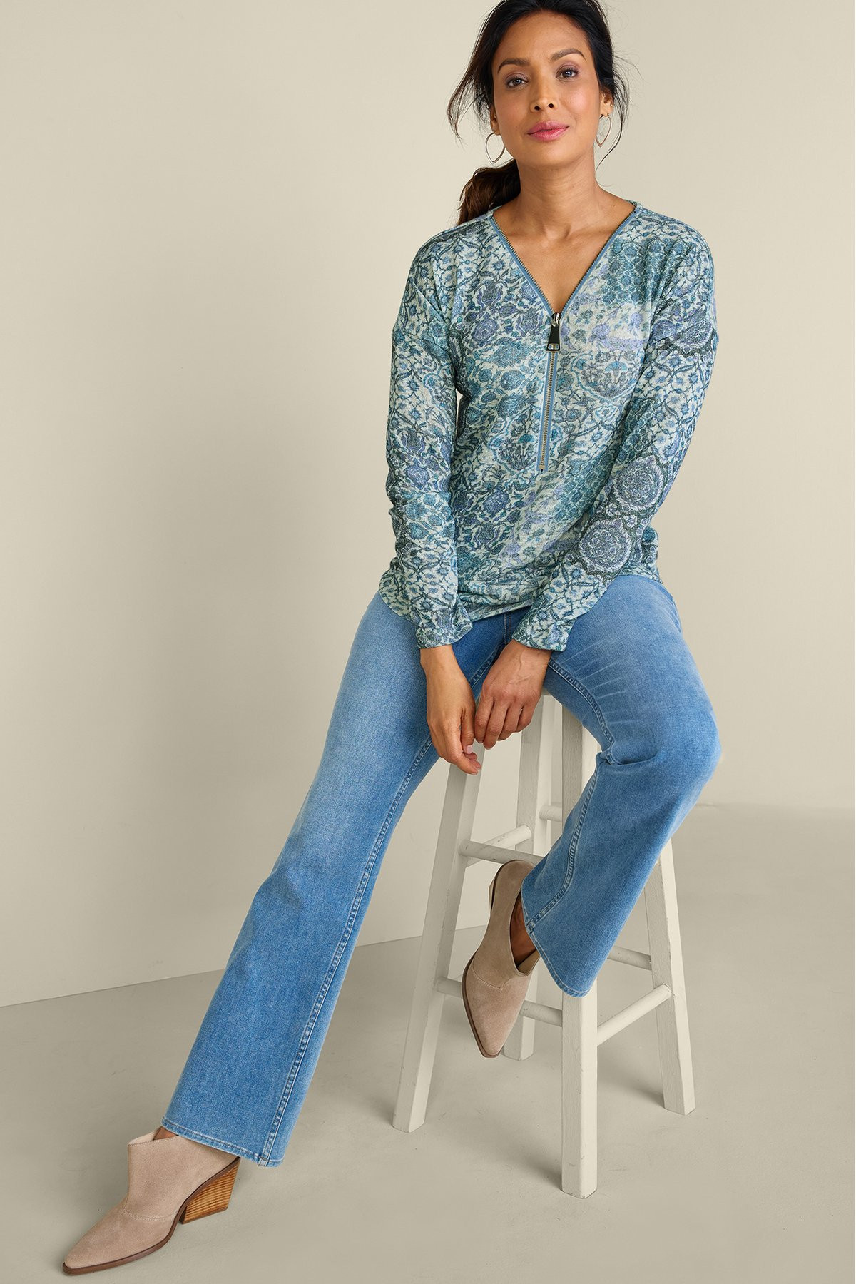 2cu64__frosted-tapestry_2