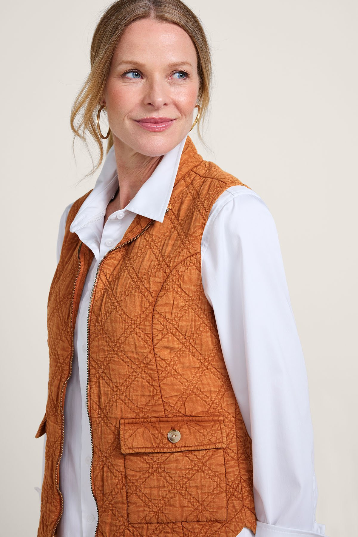 Lightweight Quilted Zip Front Vest - thumbnail 4
