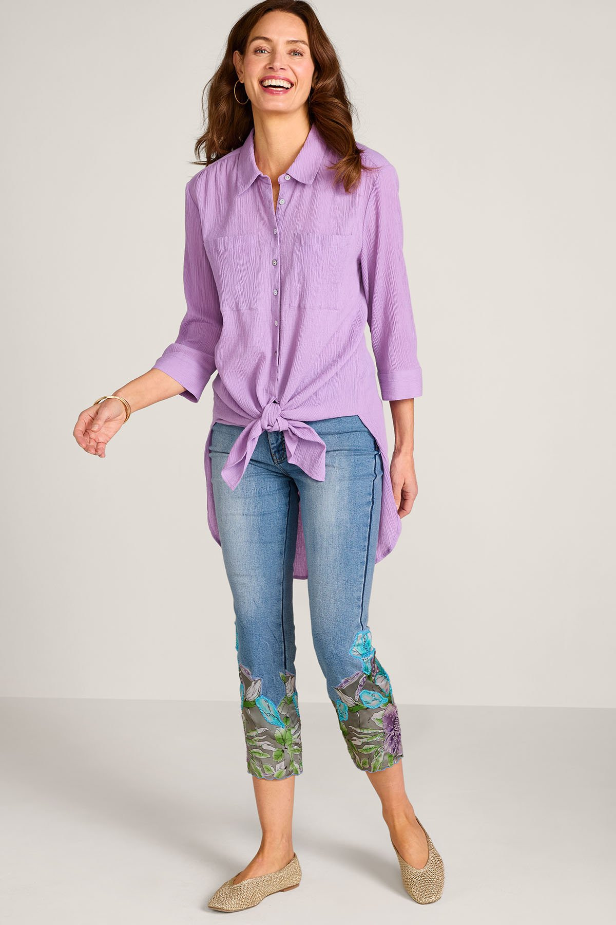 Appliqued Slim Leg Crop Jeans