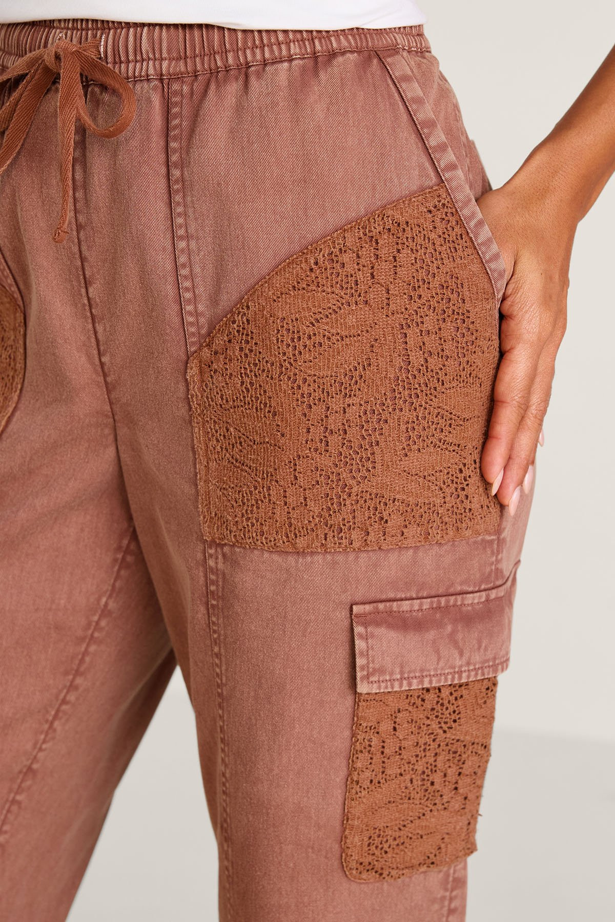 Crochet Trim Wide Leg Pull On Cargo Crops - thumbnail 3