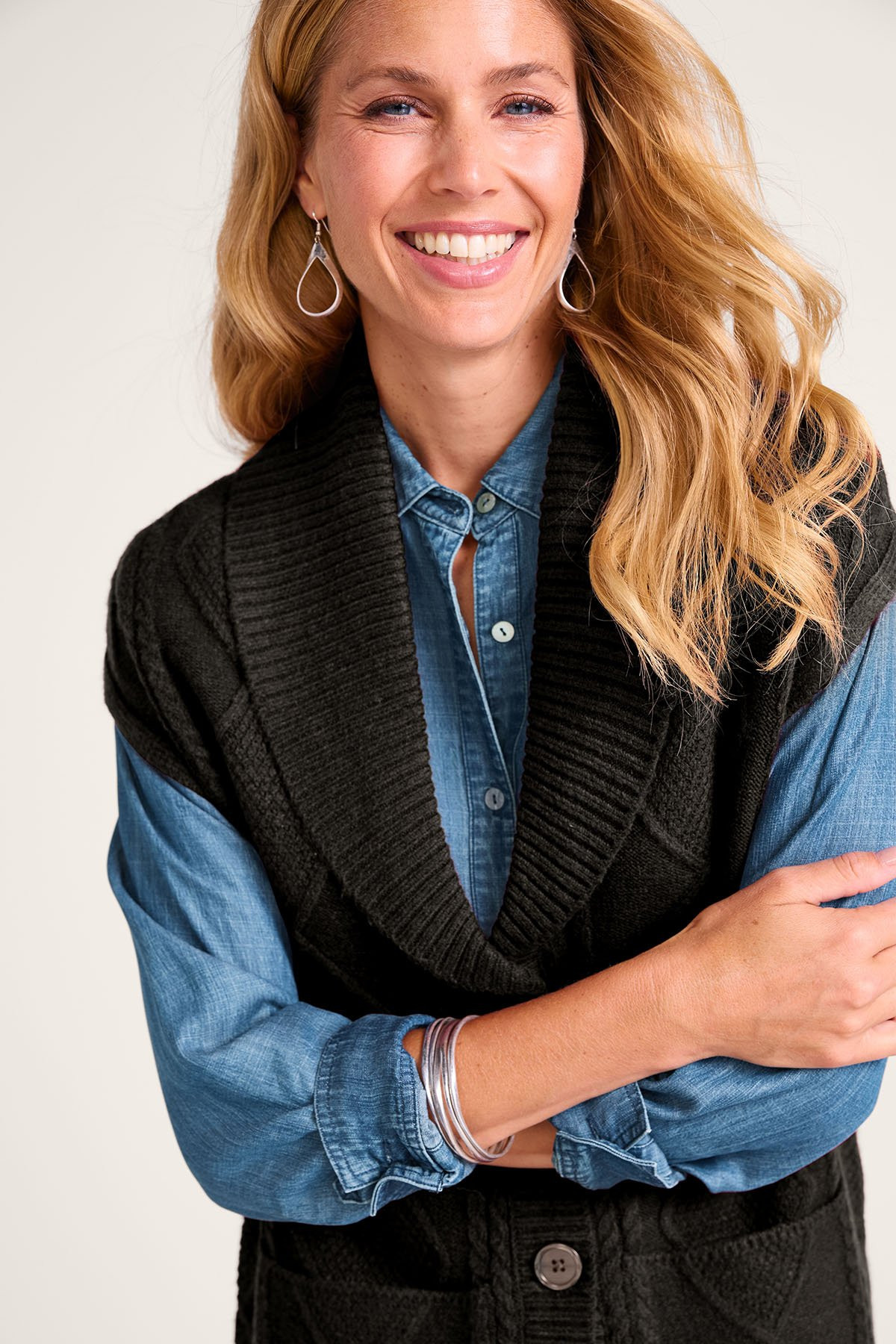 Shawl Collar Cable Sweater Vest - thumbnail 5