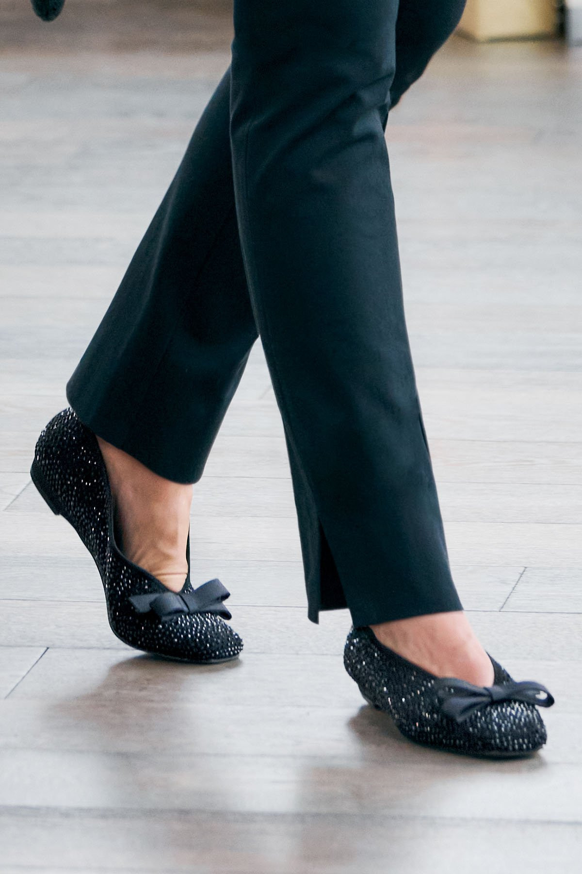 J Renee Fentan Bow Flats