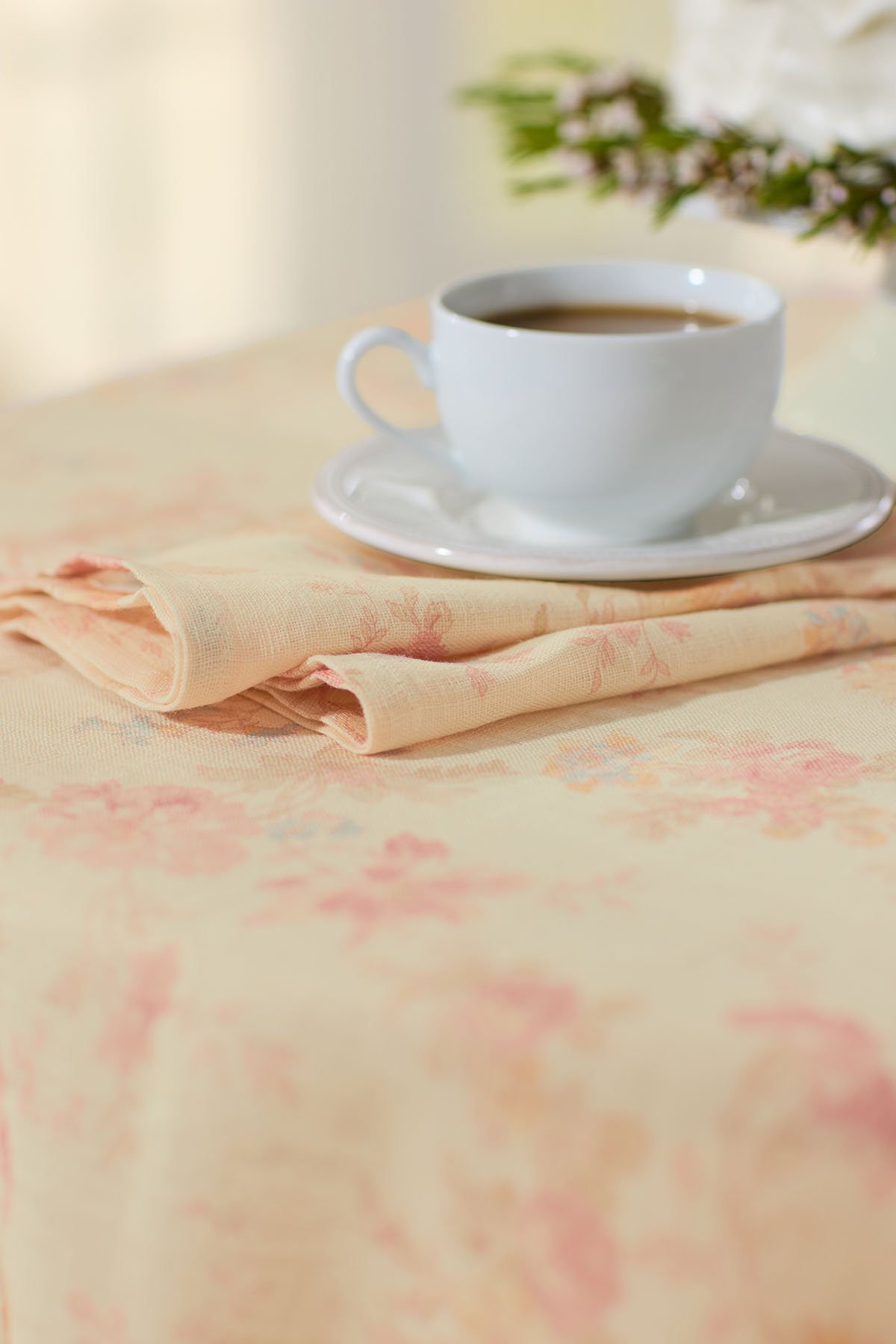 April Cornell Chelsea Linen Napkin Set - thumbnail 2