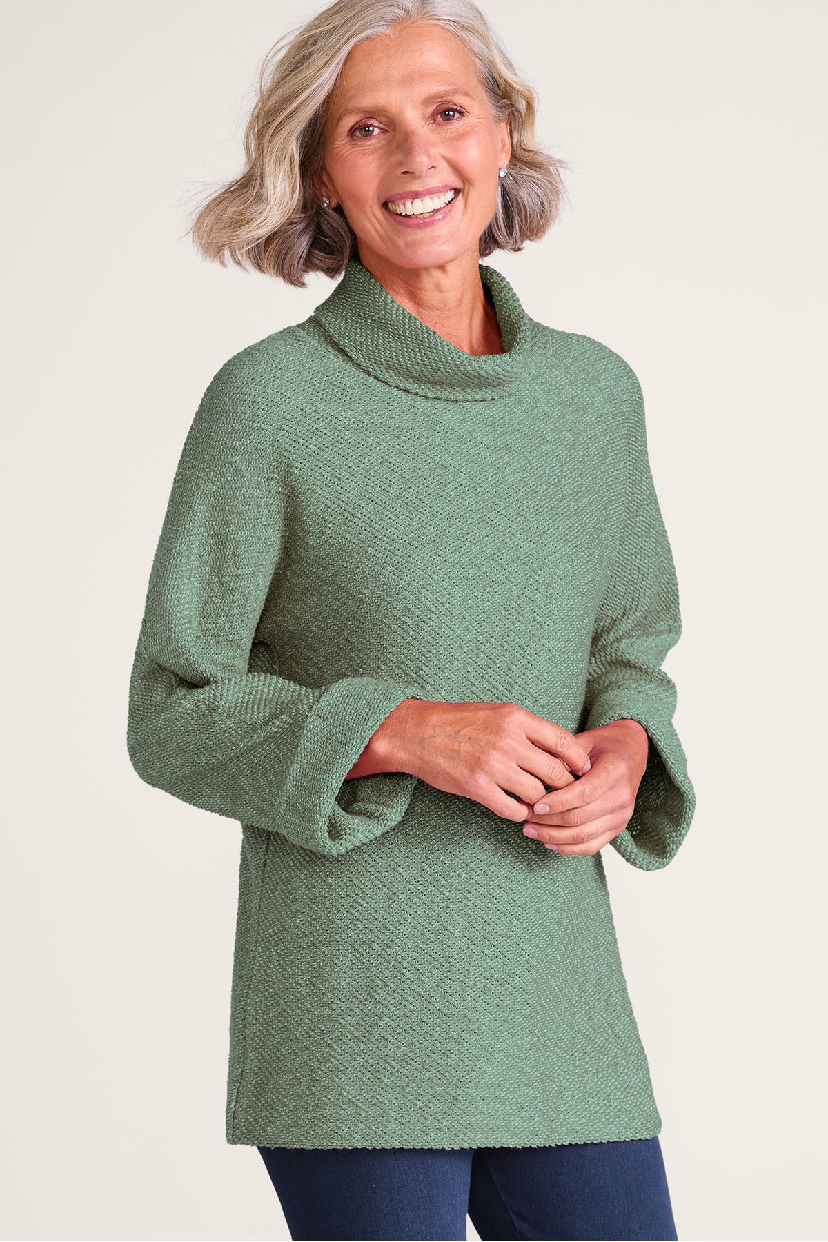 Paramount Pullover
