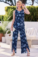 2fd36__navy-seashells_4