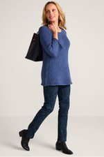 2hb35__blue-denim-scroll_0