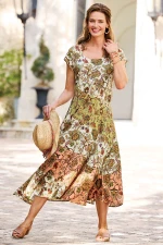 2he27__spring-garden-tapestry_4
