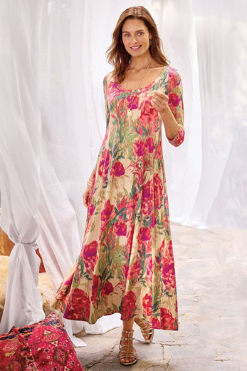 velvet halter dress Lelie Midi – VICI The halter neck highlights Cocktail Attire For Women: Length:Short SN:AVD35995