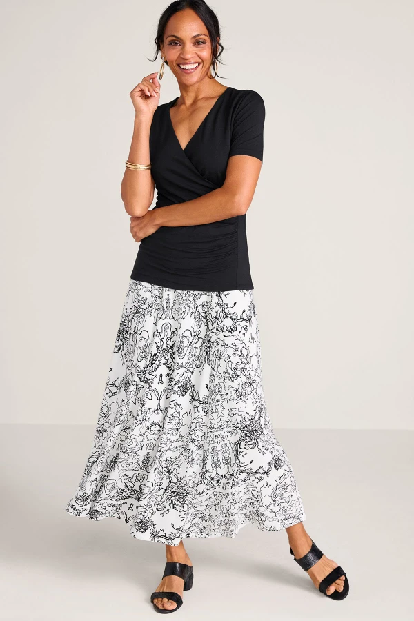 2fv05__black-white-floral_0