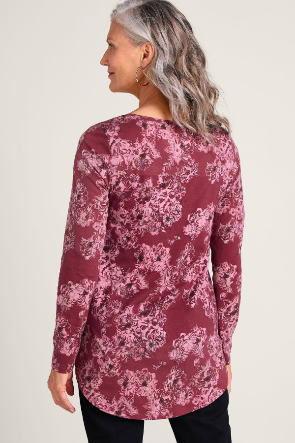 2gn18__textured-floral-wine_3