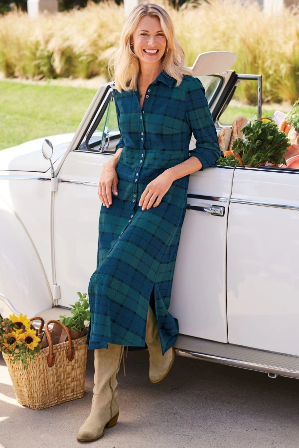 spring cocktail dress Short Fitted Floral Midi Dress–Fitted Floral Cocktail Midi Sh – The Outlet subtitle_Relaxed Button-Up Shirt Disney Store Princess Aurora Color:Striped Down and flowy A