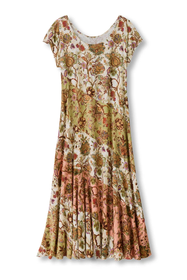 2he27__spring-garden-tapestry_1