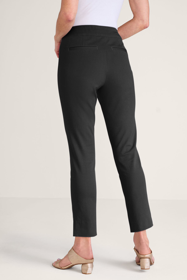 Soft Essential™ Superla® Slim Leg Ankle Pants