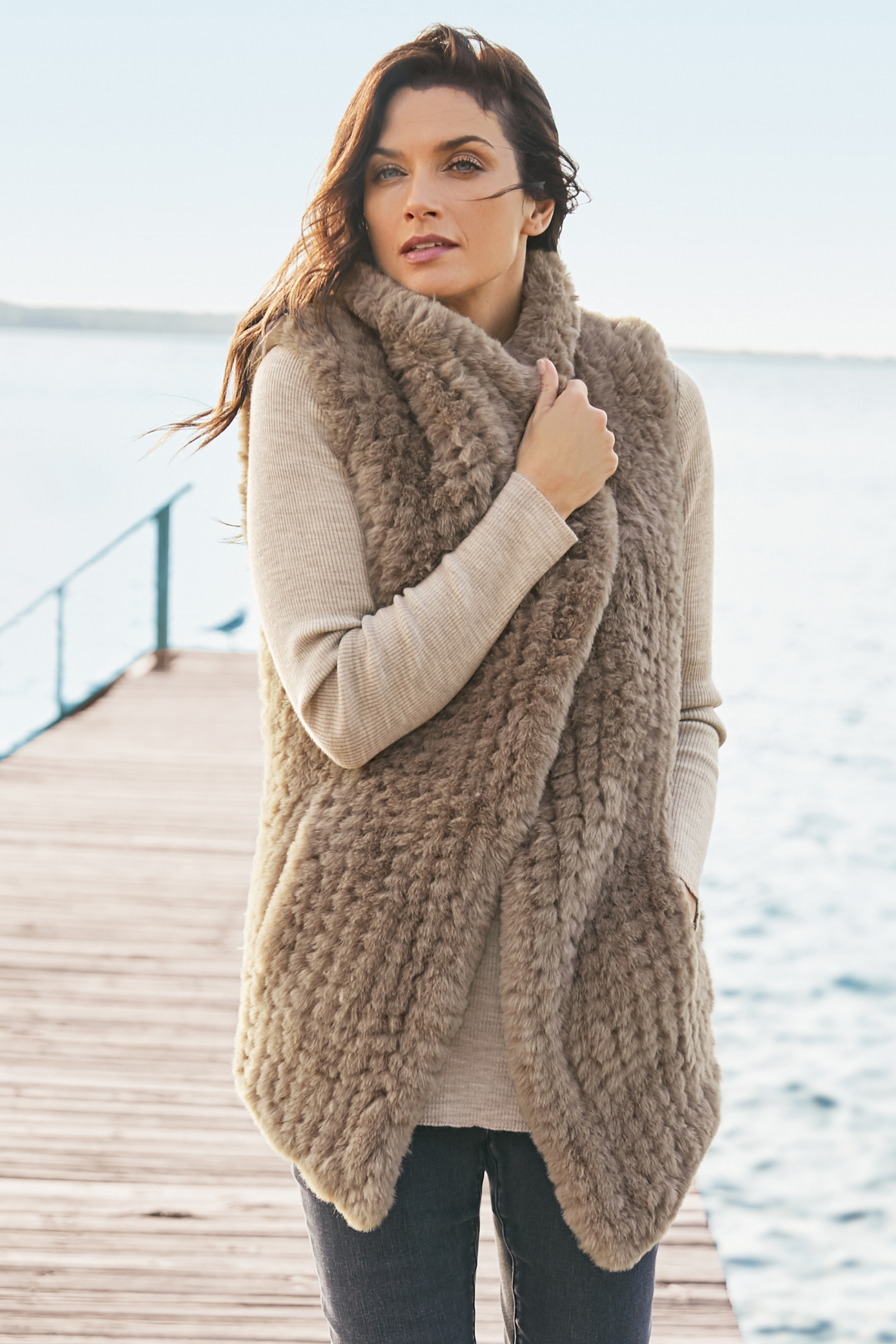トップス eaphi FLUFFY PEPLUM VEST eaphi FLUFFY PEPLUM VEST