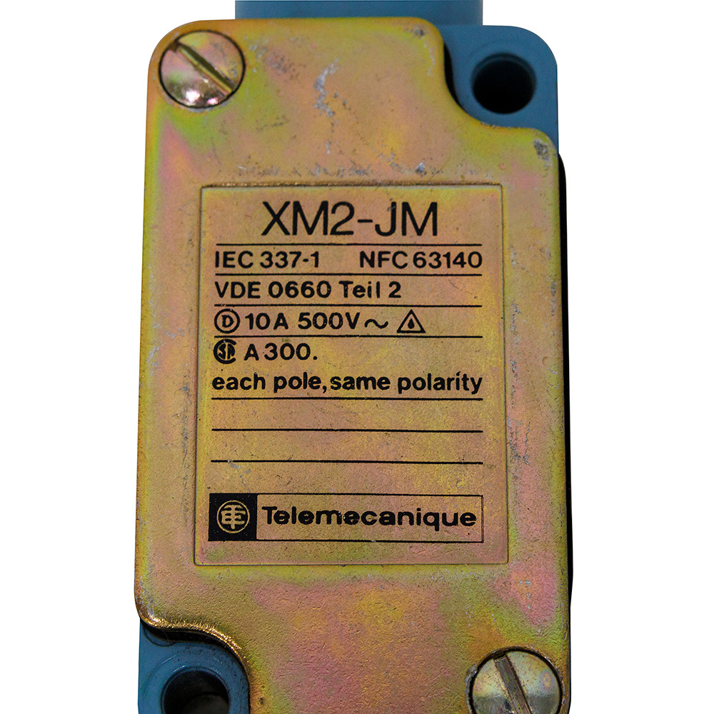 72-652 PSI Pressure Switch Telemecanique XM2-JM030 - Surplus Center