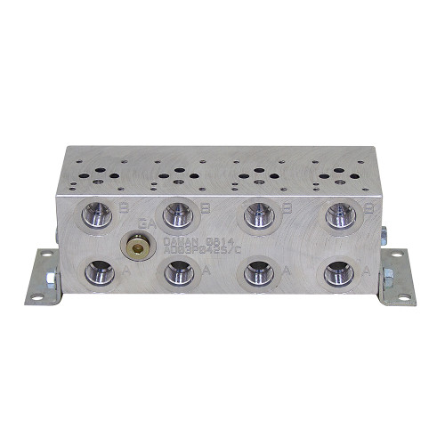 4 Station D03 Parallel CC Manifold Subplate Daman AD03P0425/C [904470]