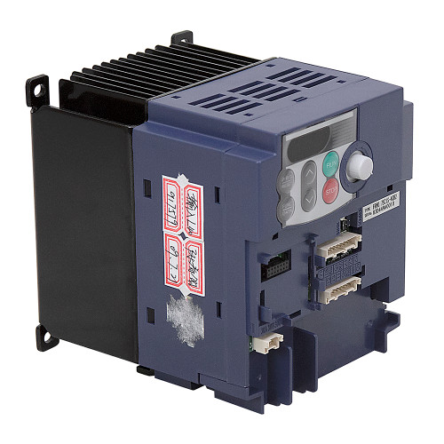 1 HP FUJI FRN0.75C1S-4QB2 460 VAC 3PH to 3PH Out Variable Frequency Drive [501343]