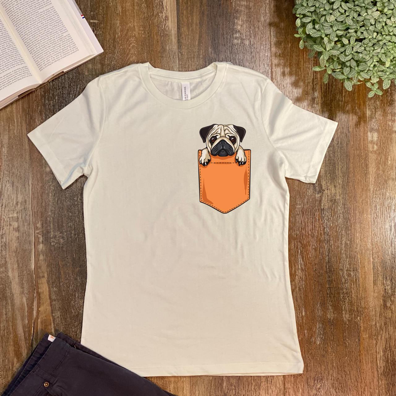 Citron Pug Pocket Women's Relaxed T-Shirt - Bella + Canvas 6400