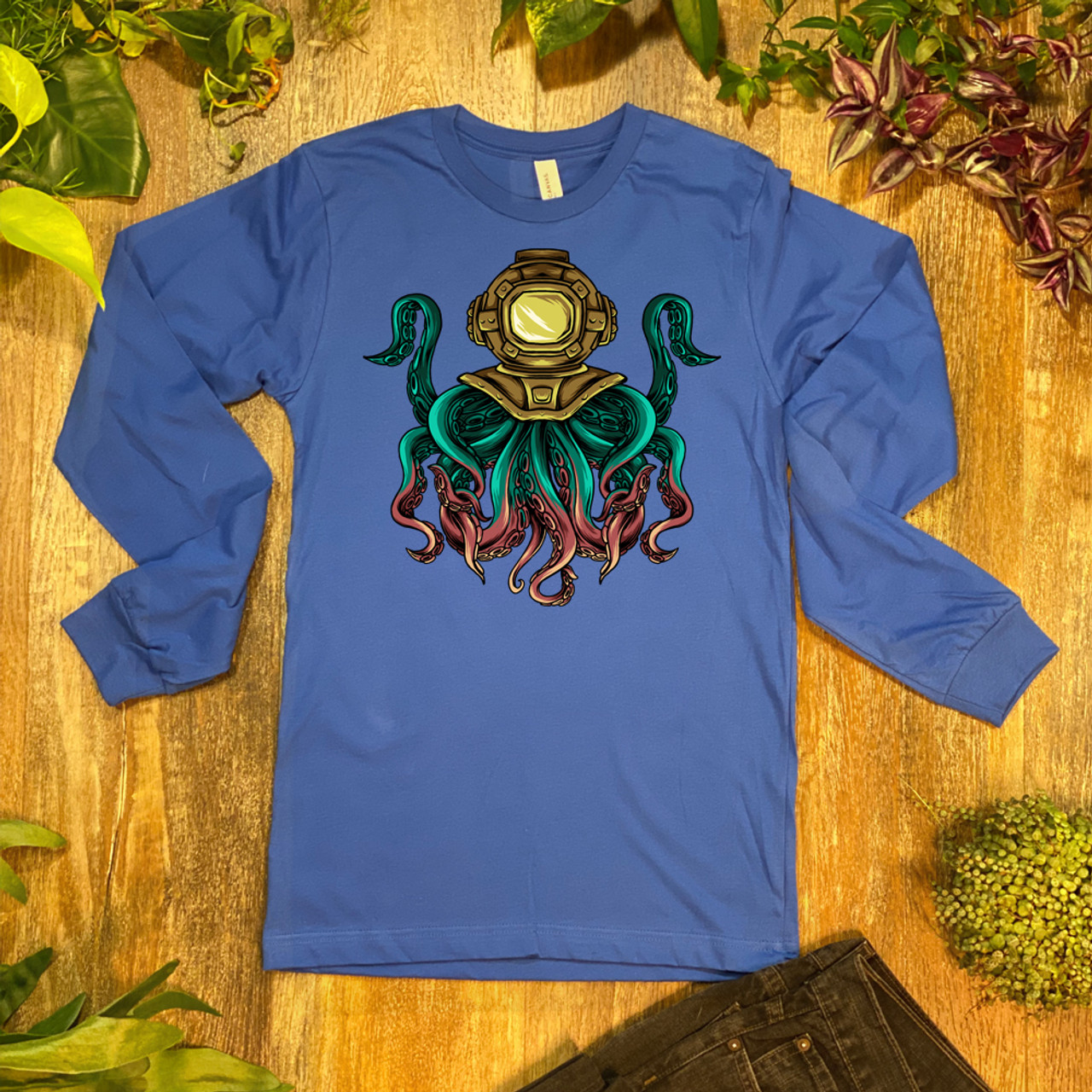 True Royal Golden Helmet Diving Octupus Unisex Long Sleeve Tee - Bella + Canvas 3501