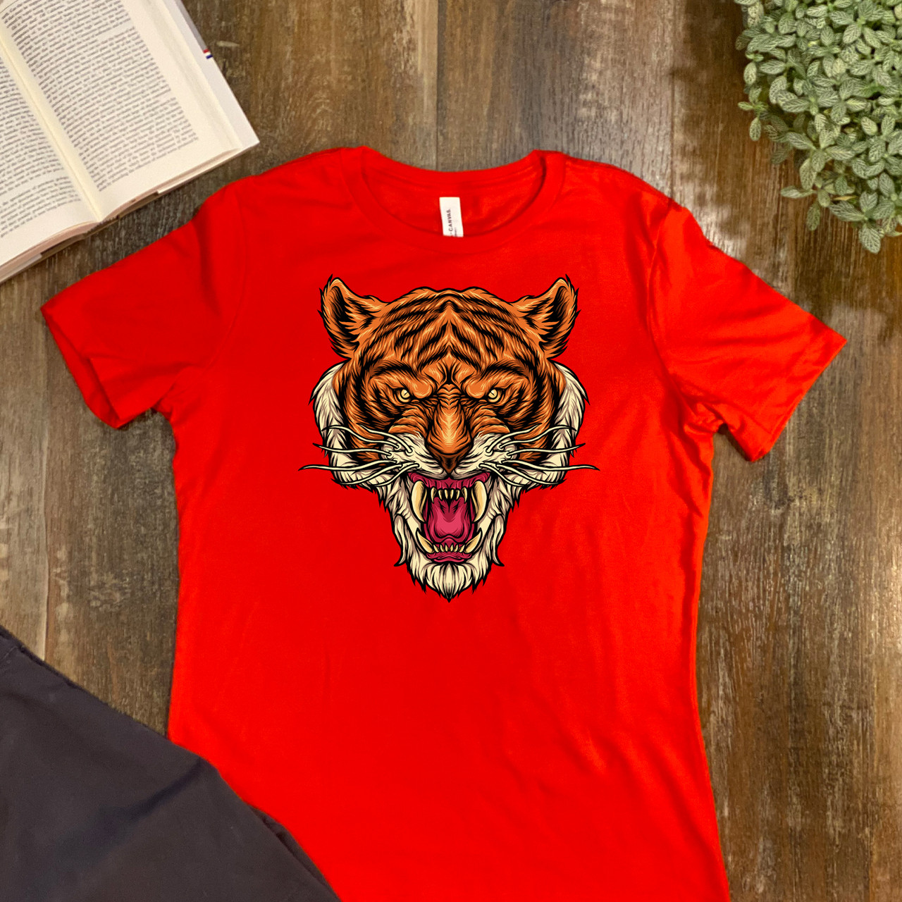 Poppy The Tiger  Women's Relaxed T-Shirt - Bella + Canvas 6400