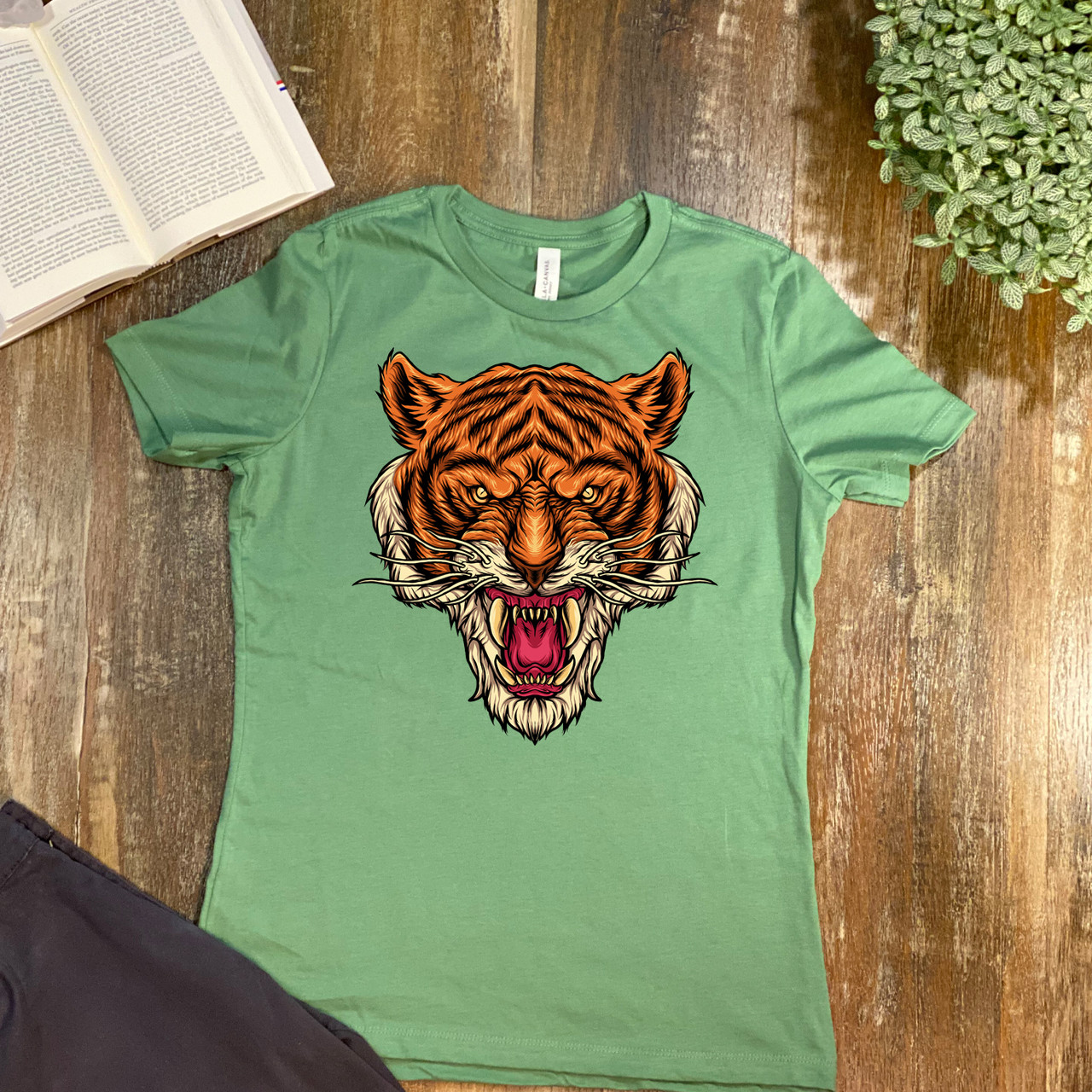 Leaf The Tiger  Women's Relaxed T-Shirt - Bella + Canvas 6400